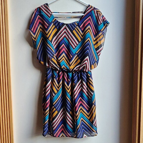 City Triangles Colorful Zig-Zag Retro 80s Dress Size Medium - Picture 7 of 16